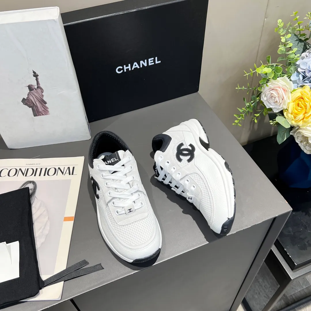 👟👟Ex-factory price 520👟👟 Chanel Chanel - 2021 counter top casual sports shoes This classic design; ✅Outsole: Original TPU combination outsole ✅Number of codes: 35～41